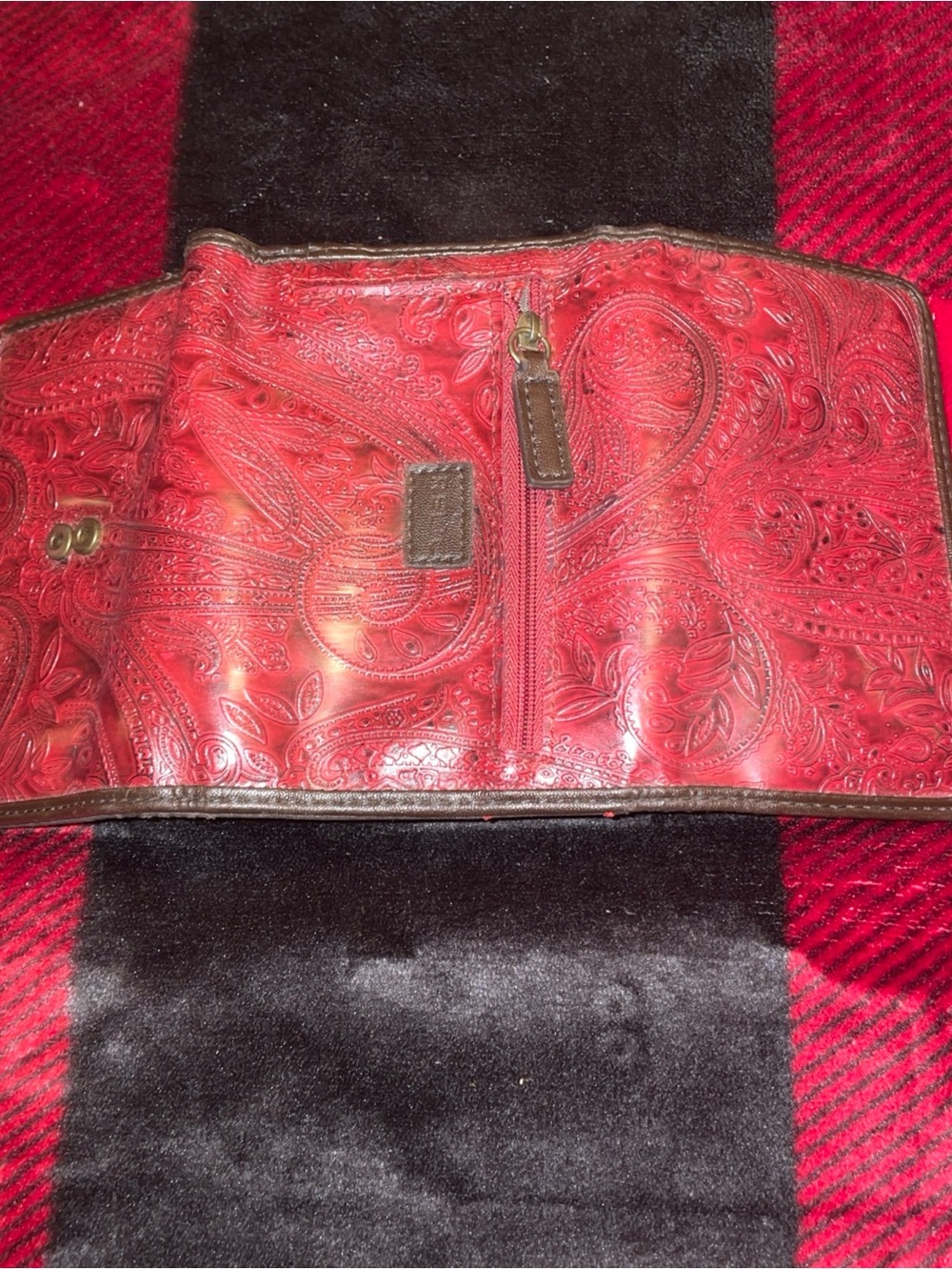 Relic Red Embossed Paisley Satchel - Picture 8 of 10